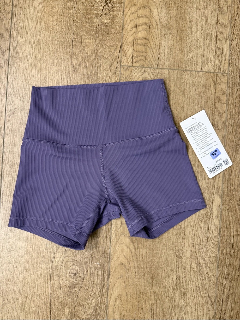 Lululemon Align Ribbed HR 4” short